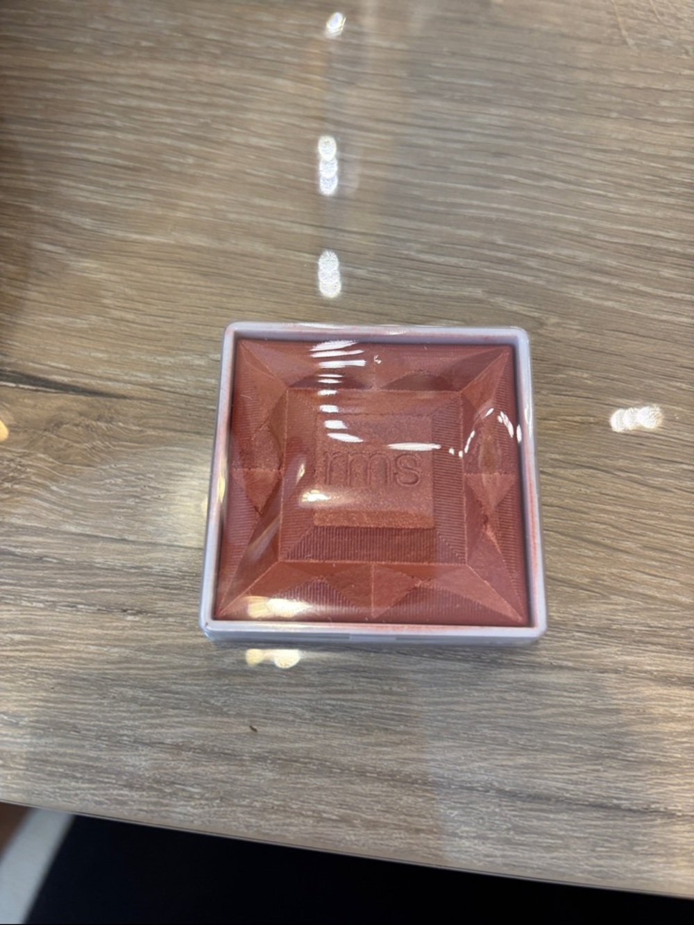 RMS Beauty White Compact with Red Logo